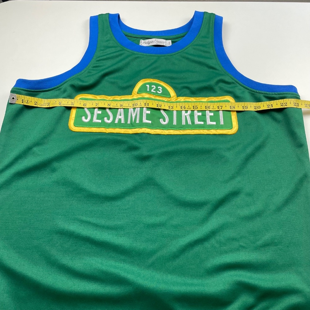Headgear Classics Mens Sesame Street 1969 Embroidered Basketball Jersey 2XL - Picture 8 of 9